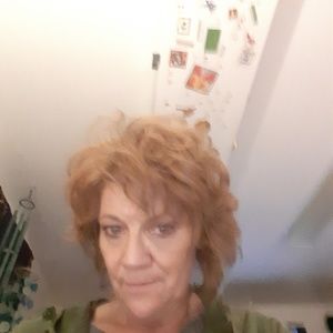 Meet your Posher, Laureen